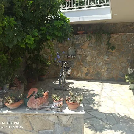 Aparthotel Messinis Skiathos Town