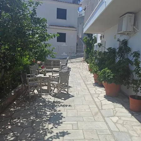 Messinis Aparthotel